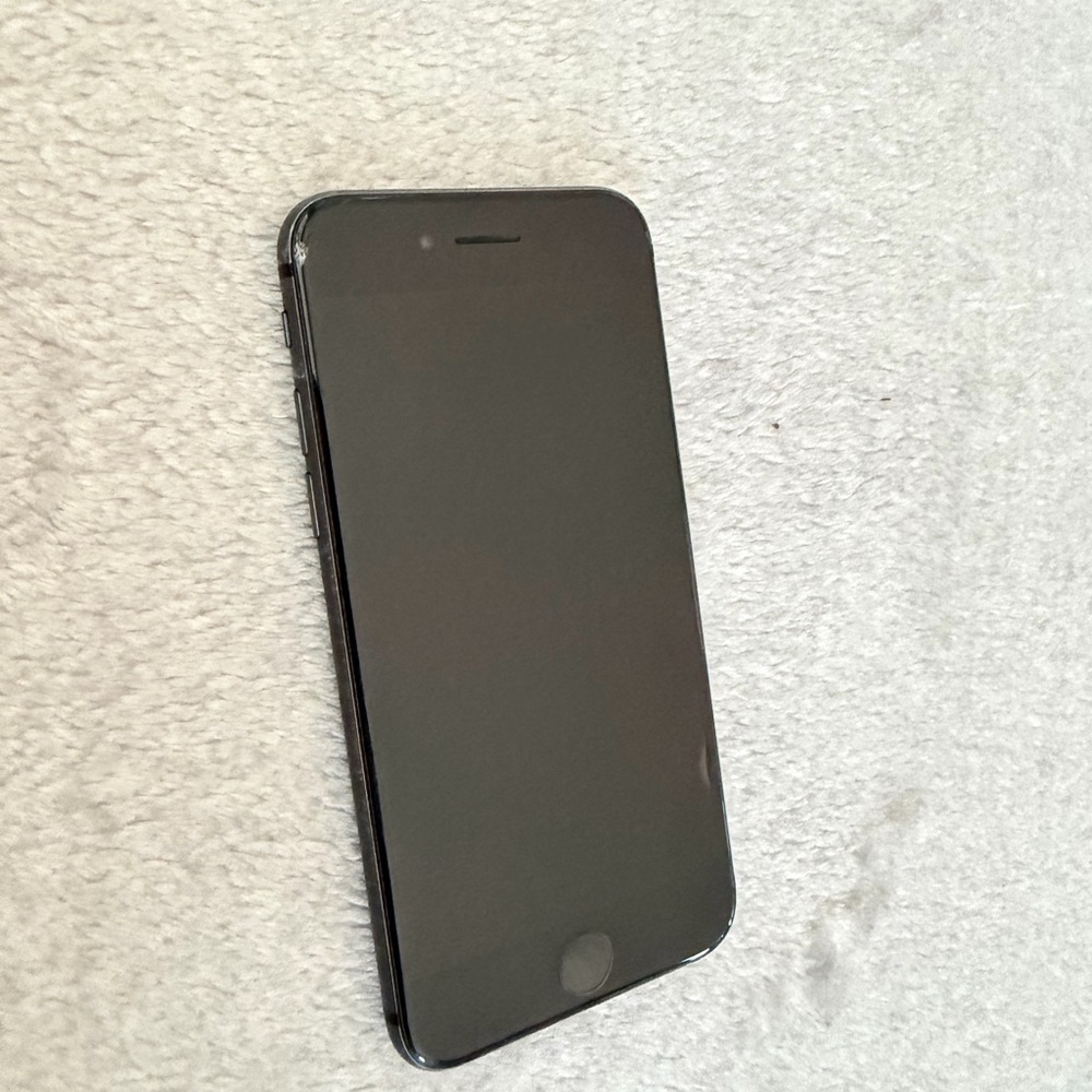 iphone 8 unlocked - Picture 3 of 6